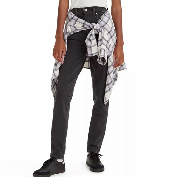 NWT Levi’s SilverTab High Waisted Mom Jeans Grey - Picture 1 of 8